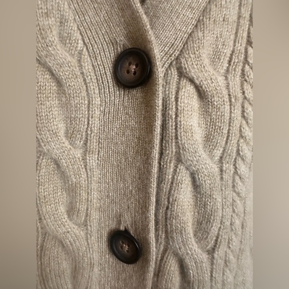 Garnet Hill Cashmere Cable Knit Cardigan.  Size XS - Picture 5 of 9